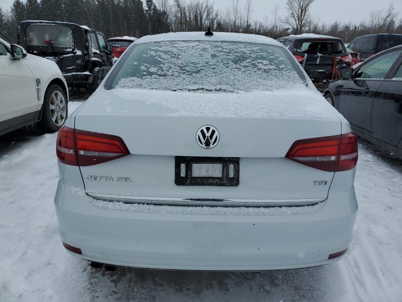 2017 Volkswagen Jetta - Image 6