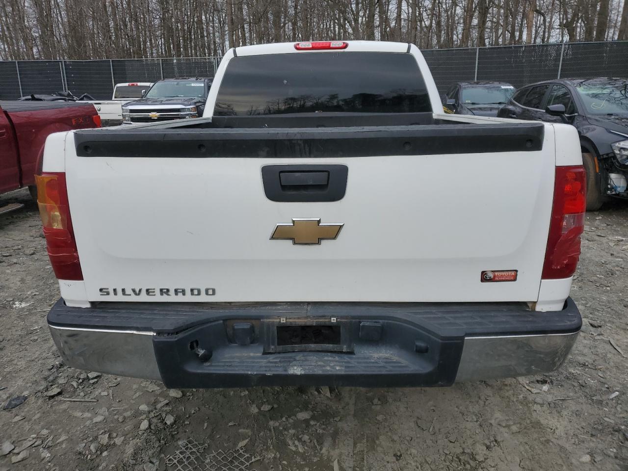 2009 Chevrolet Silverado - Image 6