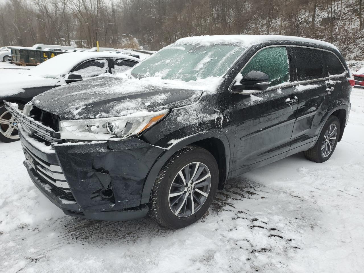 2017 Toyota Highlander - Image 1