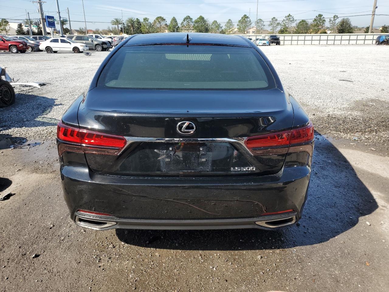 2022 Lexus LS - Image 6