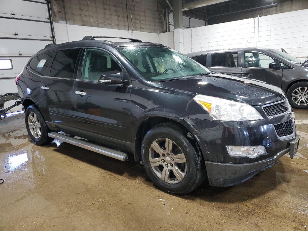 2011 Chevrolet Traverse - Image 4