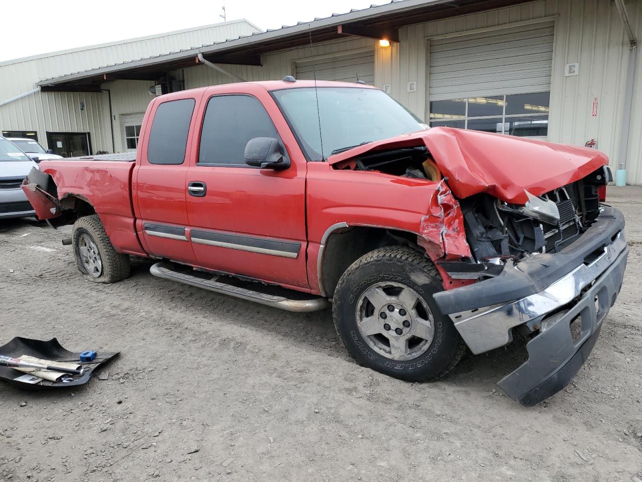 2005 Chevrolet Silverado - Image 4