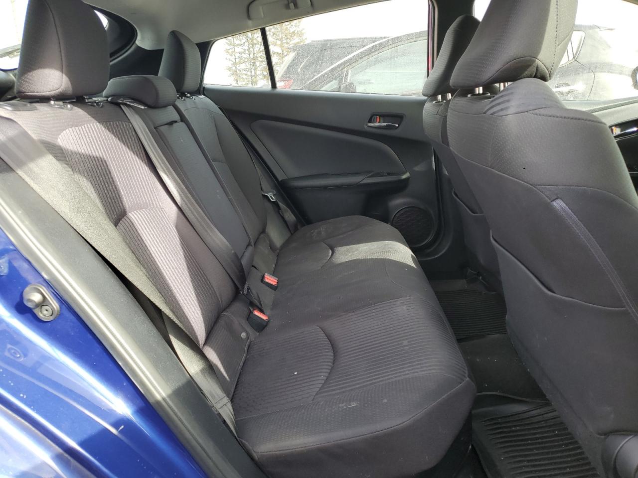 2016 Toyota Prius - Image 10