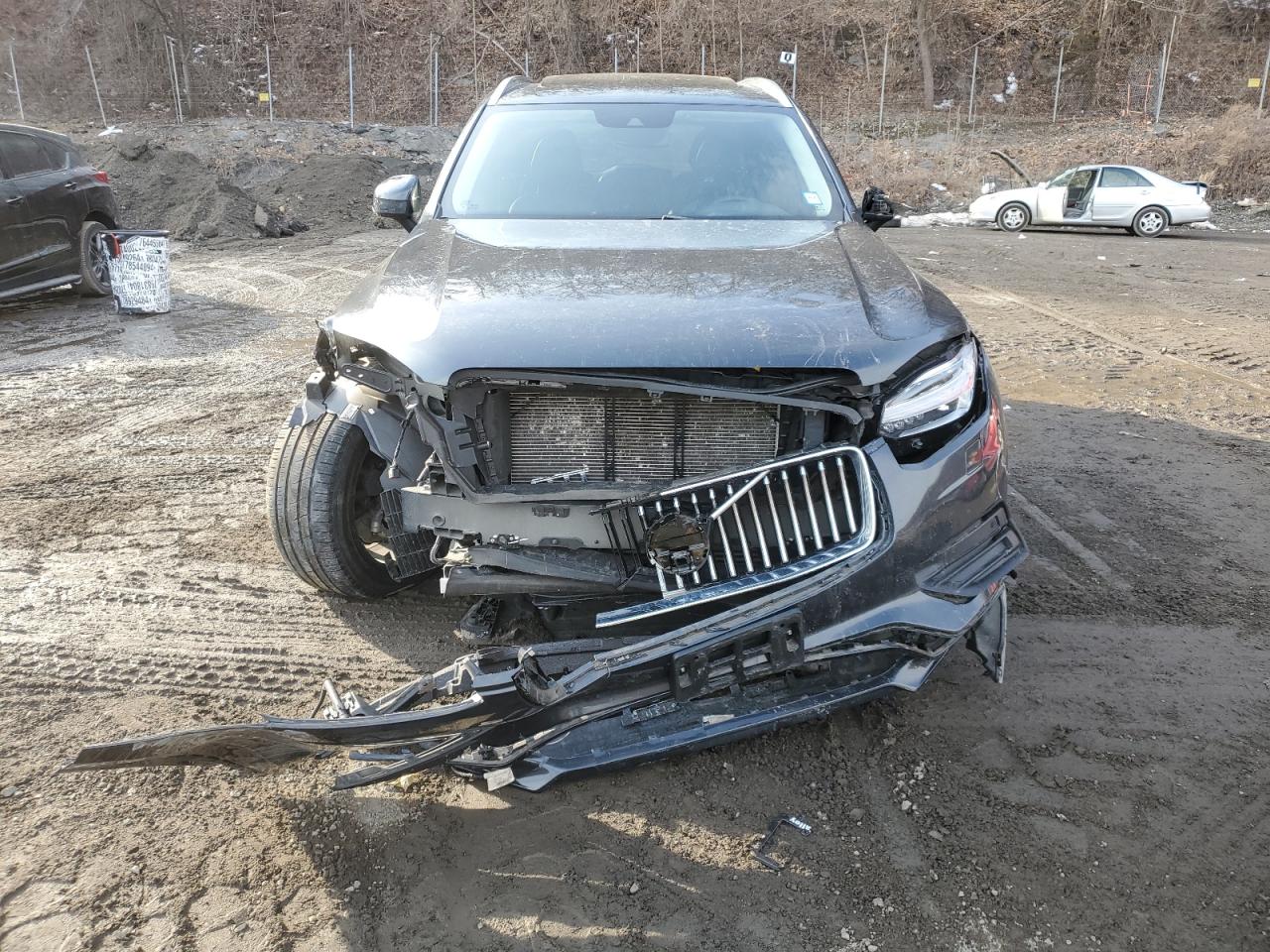 2021 Volvo XC90 - Image 5