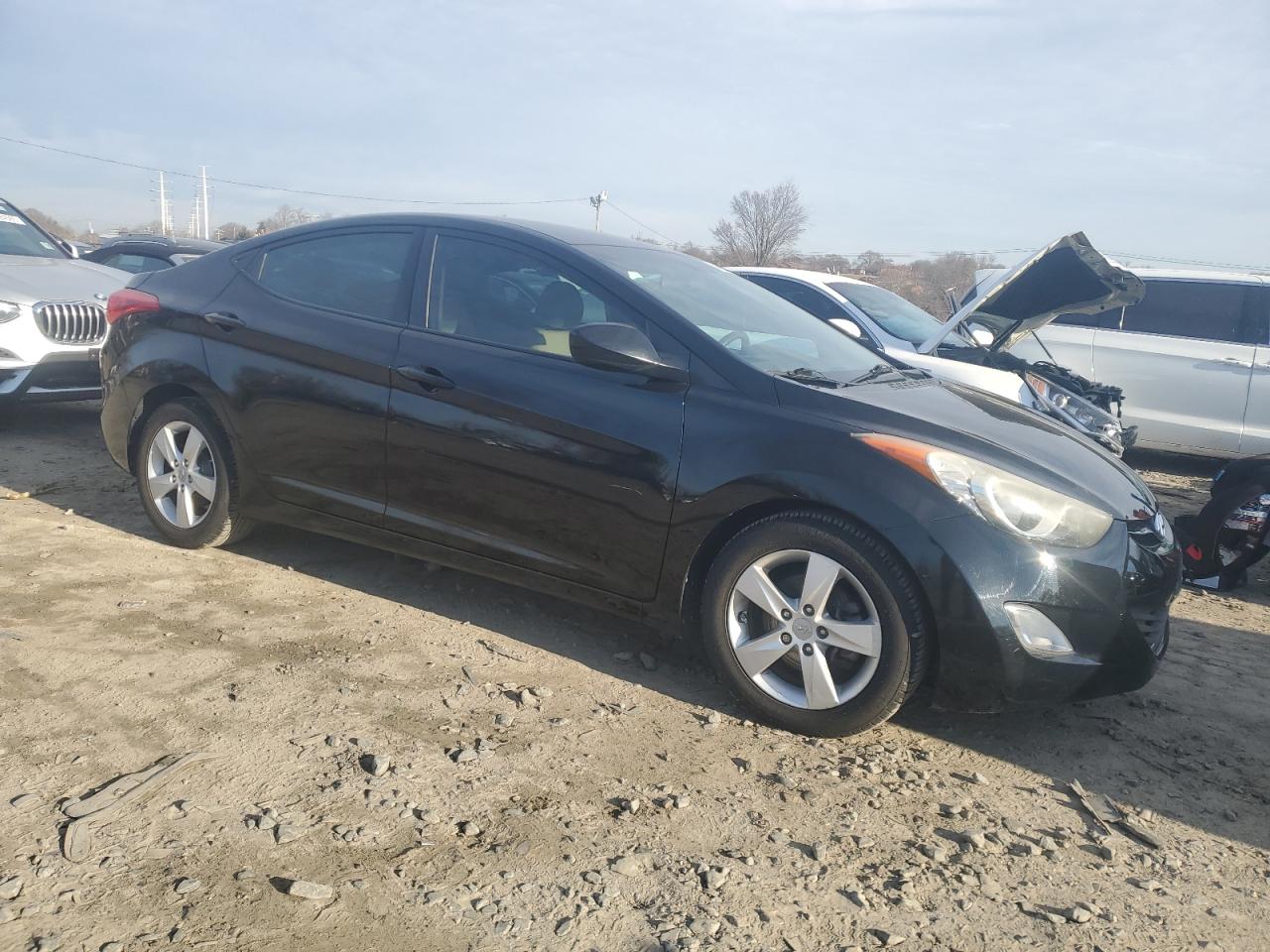 2013 Hyundai Elantra - Image 4