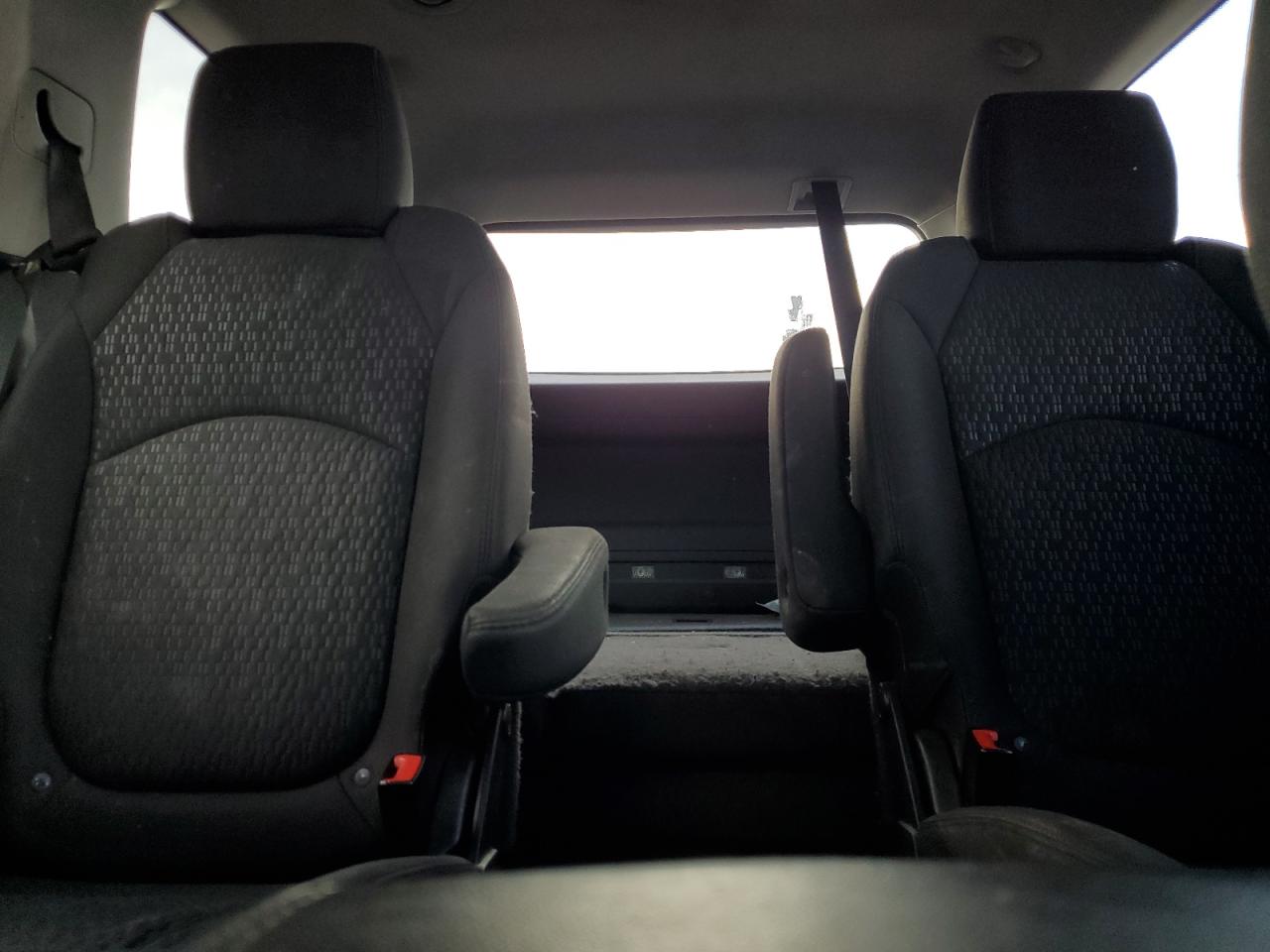 2012 GMC Acadia - Image 10