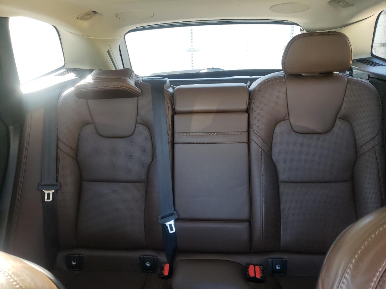 2019 Volvo XC60 - Image 10