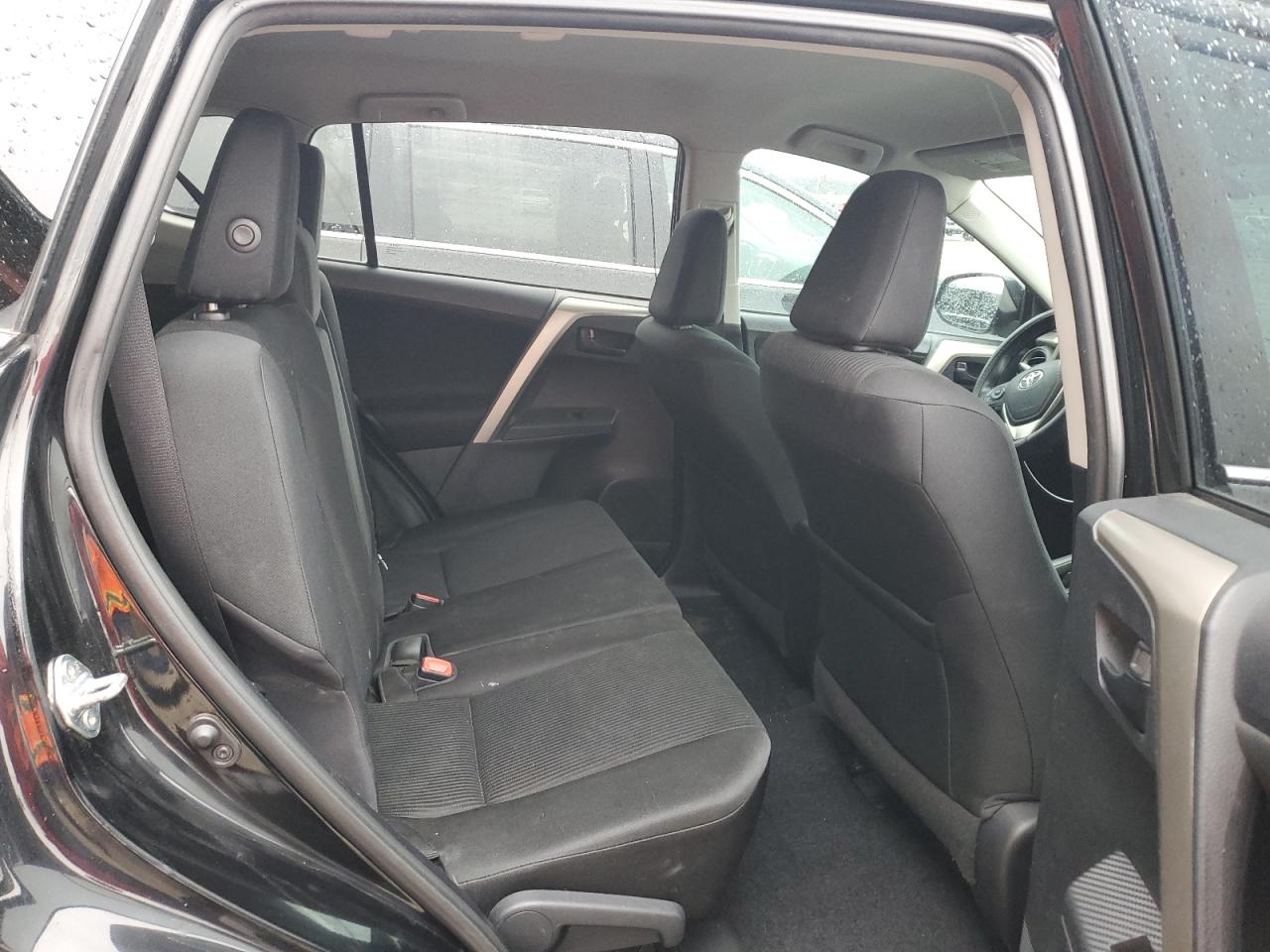 2014 Toyota RAV 4 - Image 10