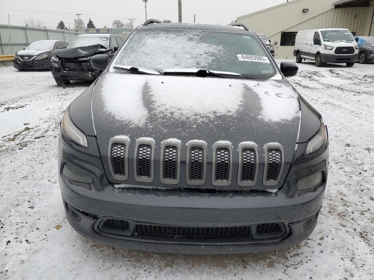 2016 Jeep Grand Cherokee - Image 5