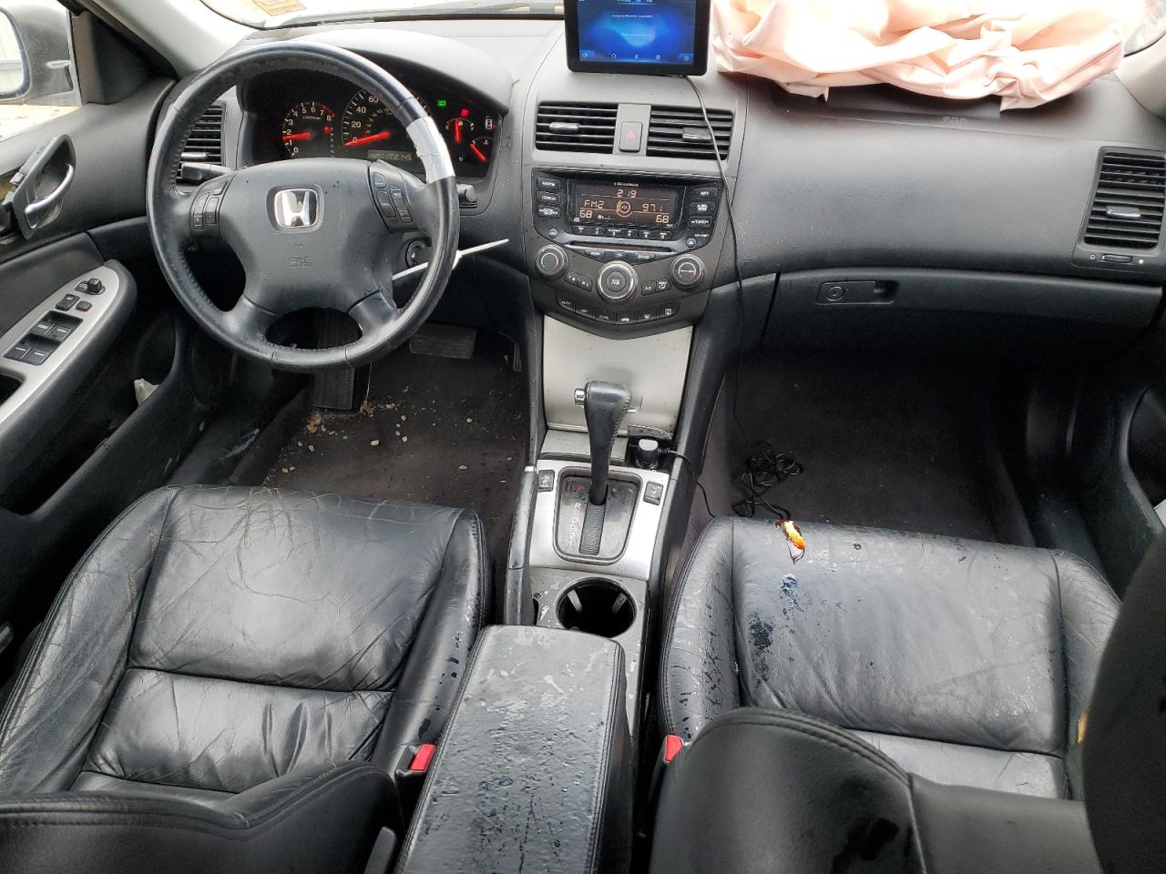 2003 Honda Accord - Image 8