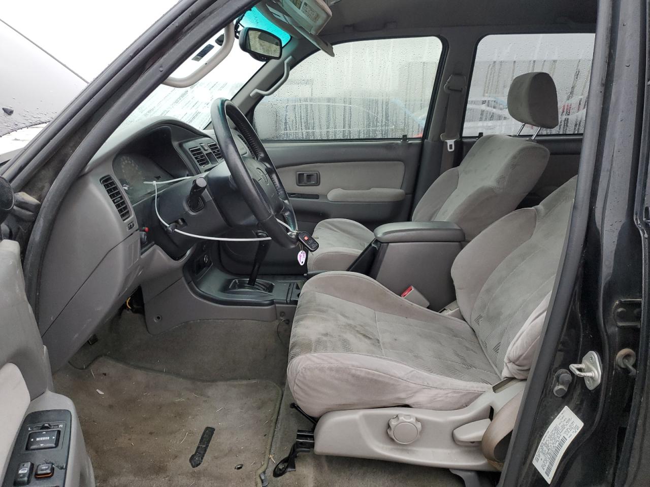 2001 Toyota 4Runner - Image 7