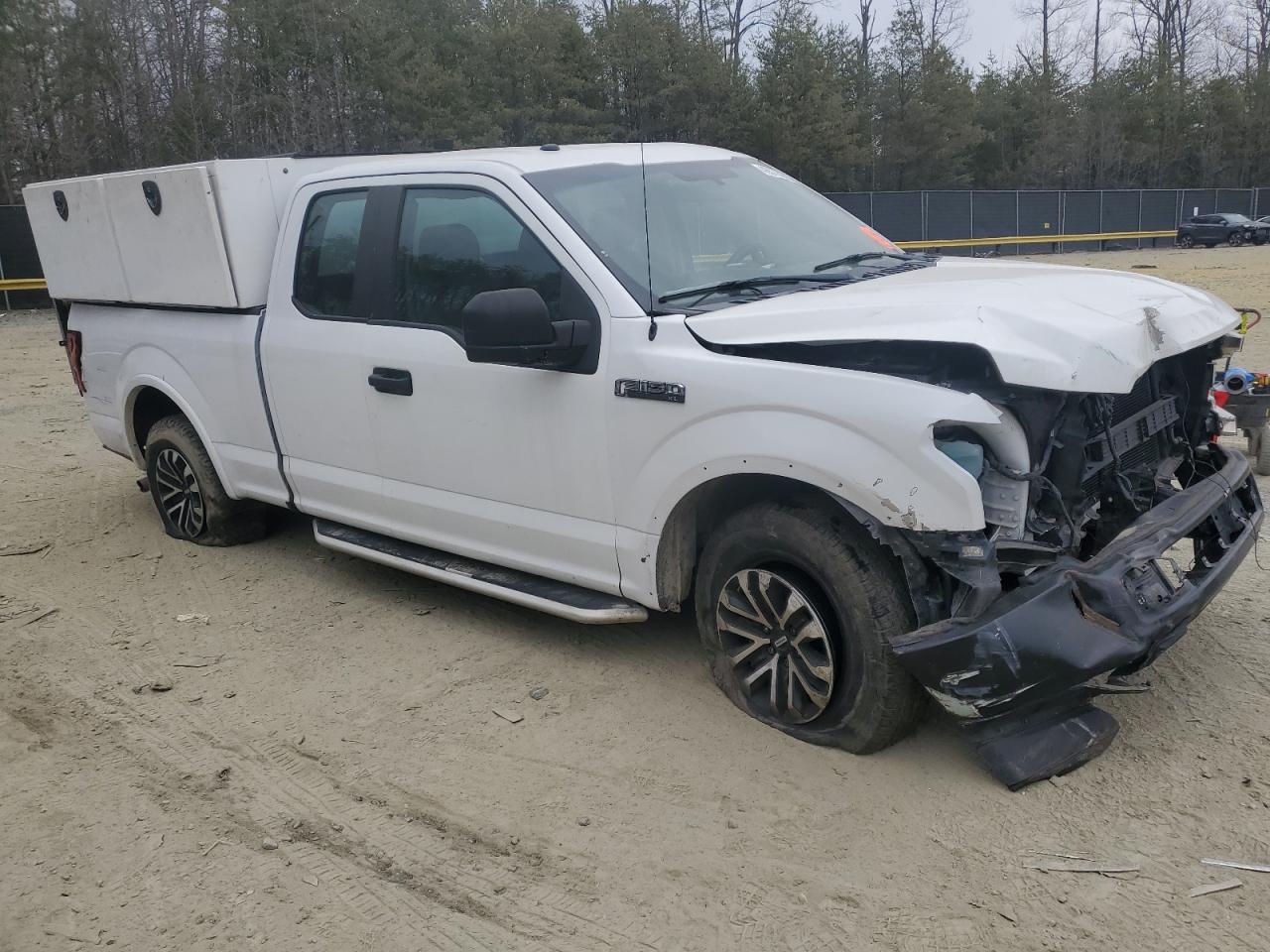 2018 Ford F-150 - Image 4