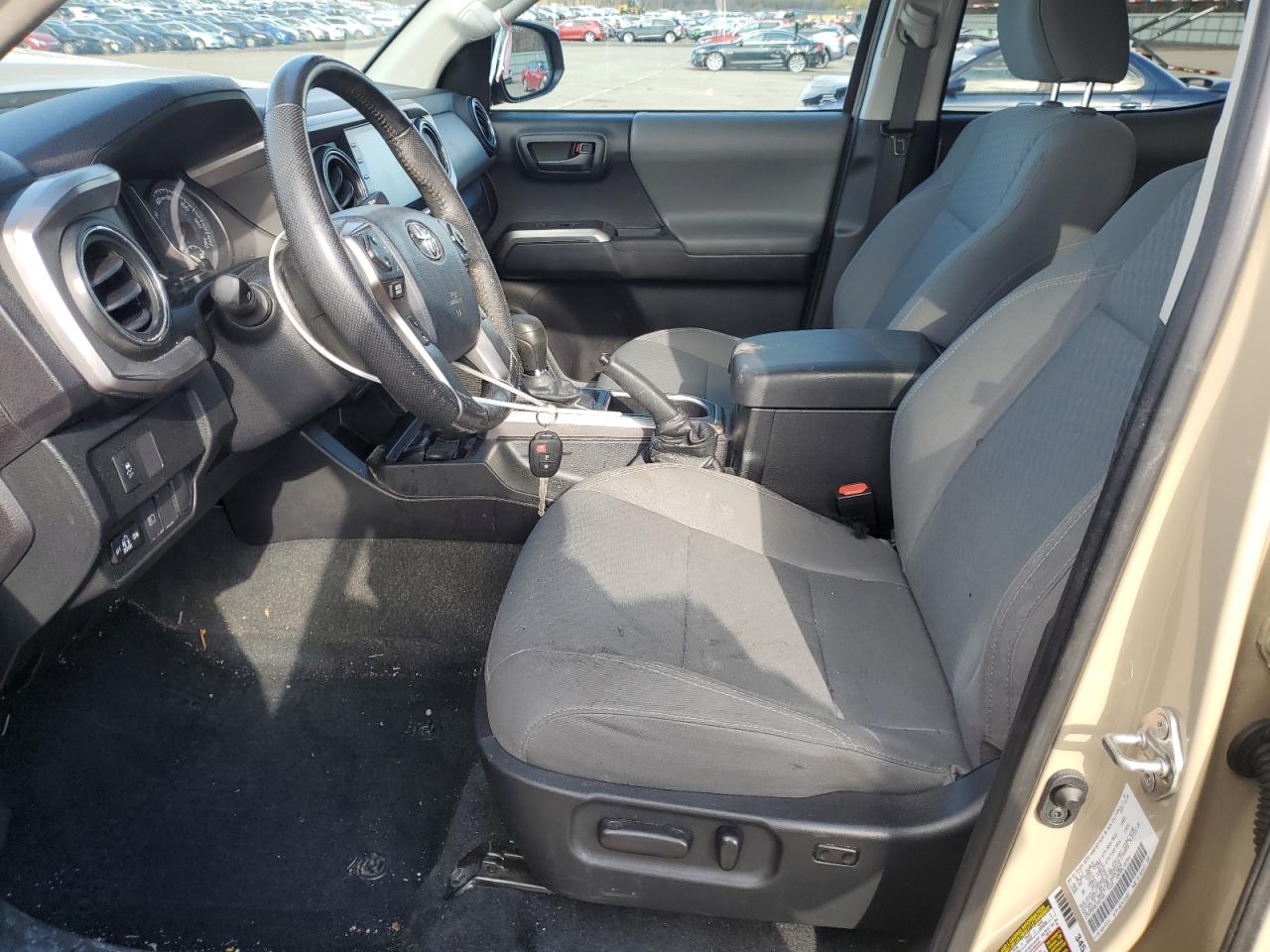 2020 Toyota Tacoma - Image 7