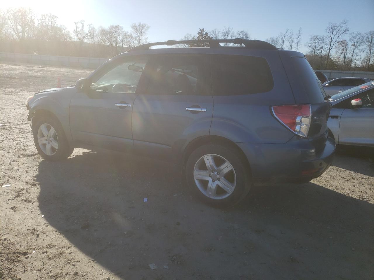 2010 Subaru Forester - Image 2