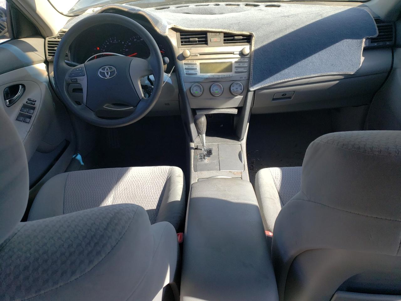 2011 Toyota Camry - Image 8
