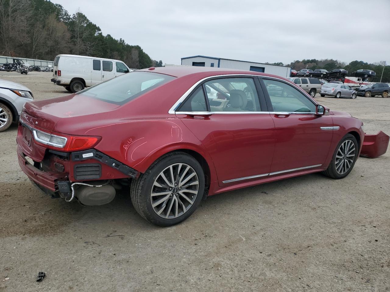 2017 Lincoln Continental - Image 3