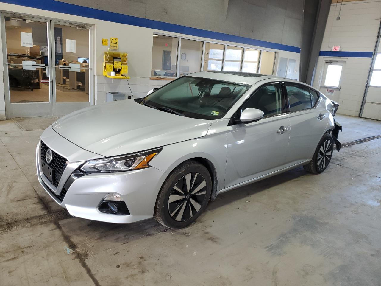 2020 Nissan Altima - Image 1