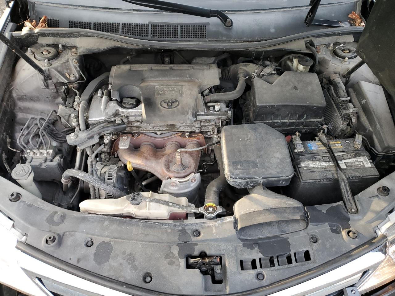 2012 Toyota Camry - Image 13