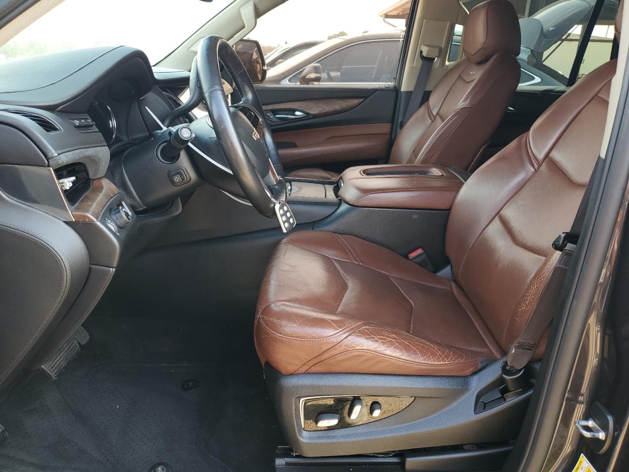 2016 Cadillac Escalade - Image 7