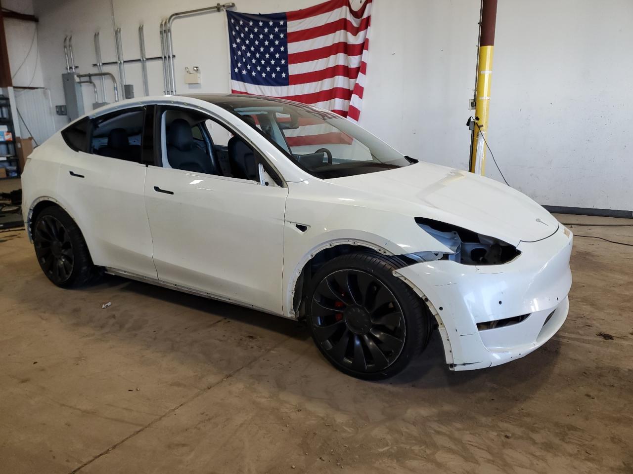 5YJYGDEF1LF005152 Tesla Model Y 2020. Фото: 3