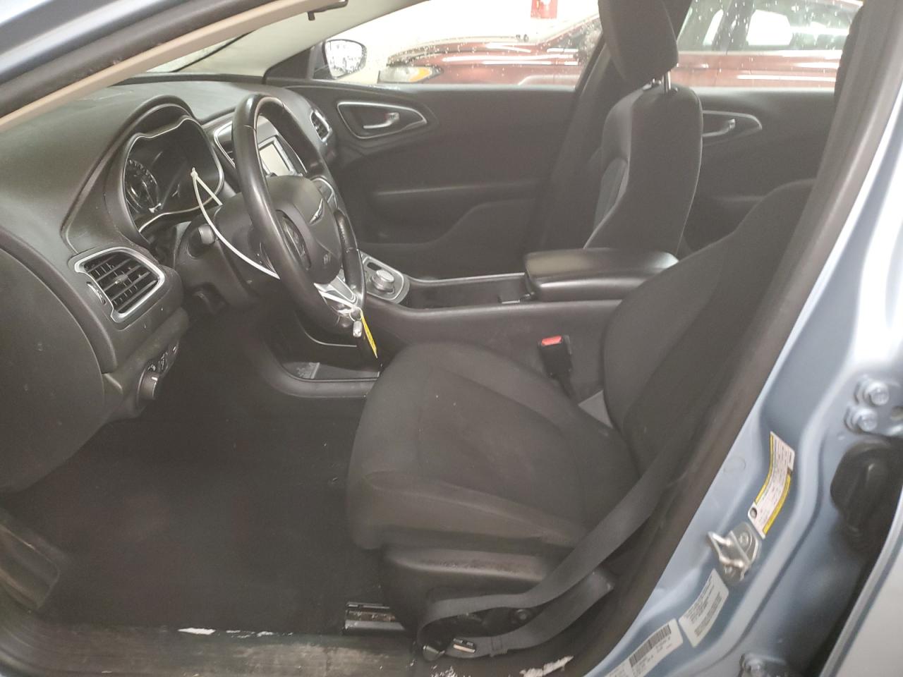 2015 Chrysler 200 - Image 7