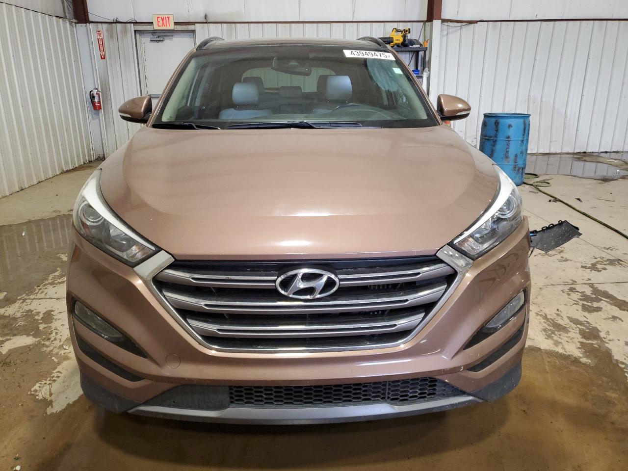 2016 Hyundai Tucson - Image 5