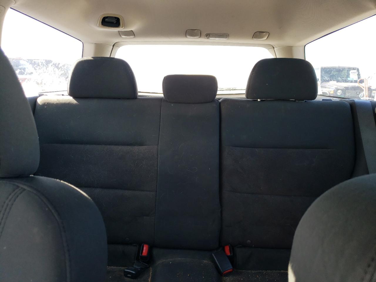2009 Subaru Outback - Image 10