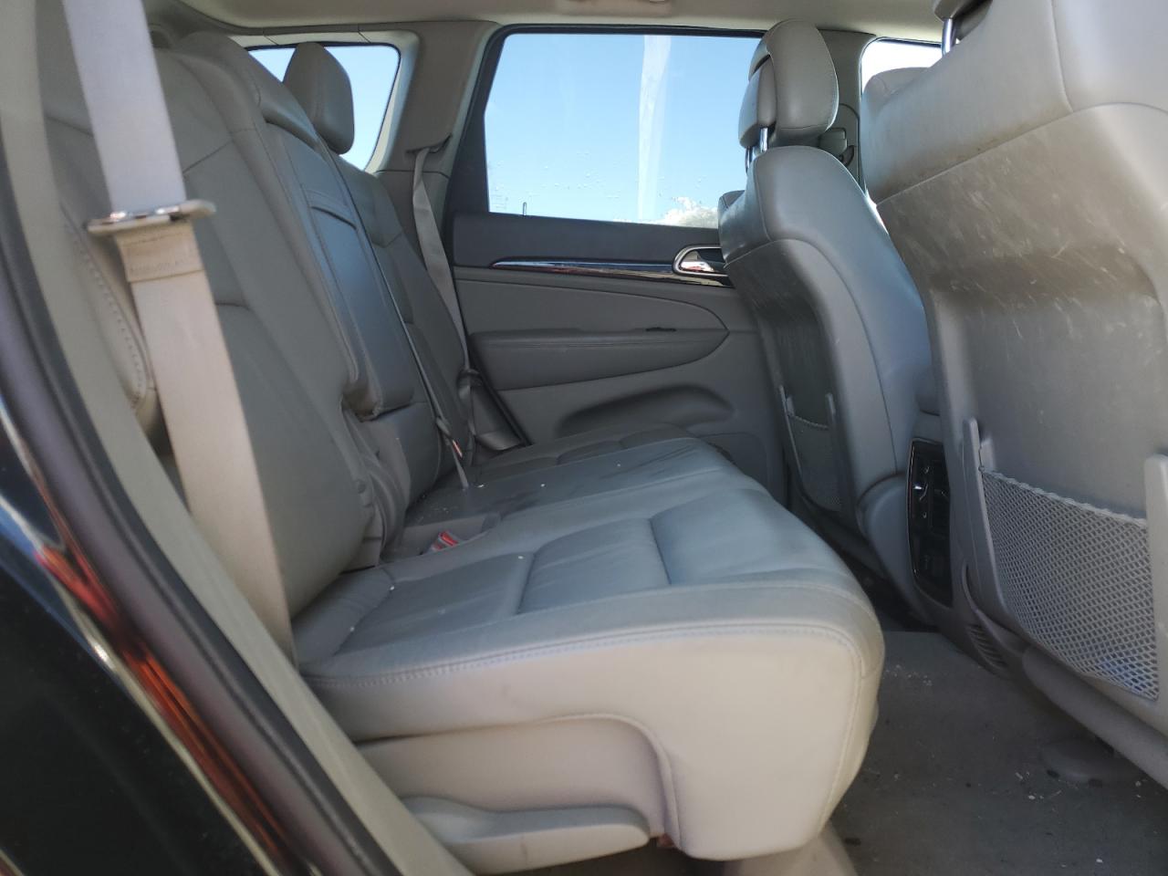 2013 Jeep Grand Cherokee - Image 11
