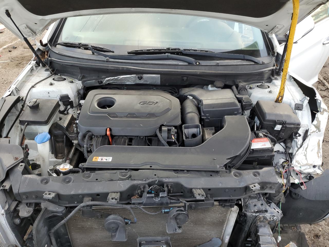 2015 Hyundai Sonata - Image 13