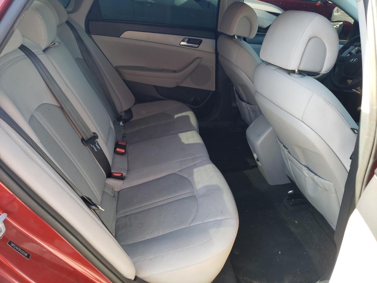 2015 Hyundai Sonata - Image 10