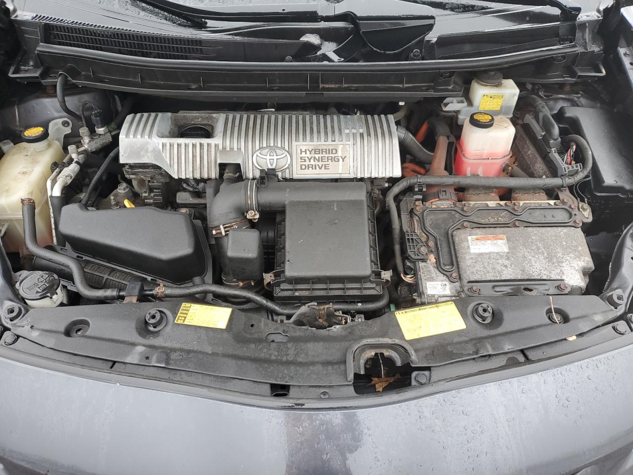 2012 Toyota Prius - Image 11