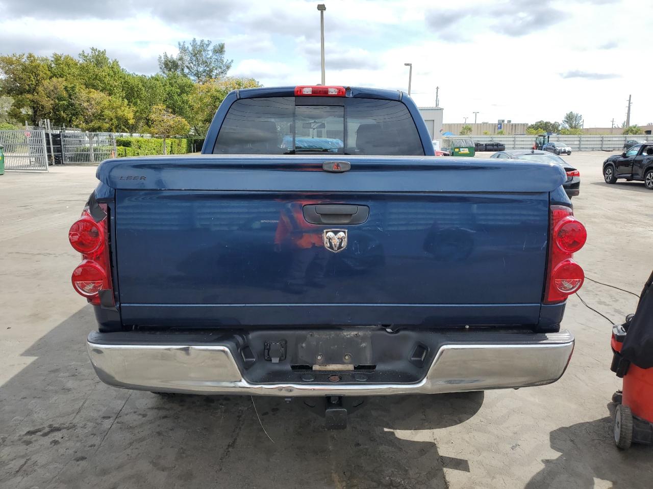 2007 Dodge RAM - Image 6