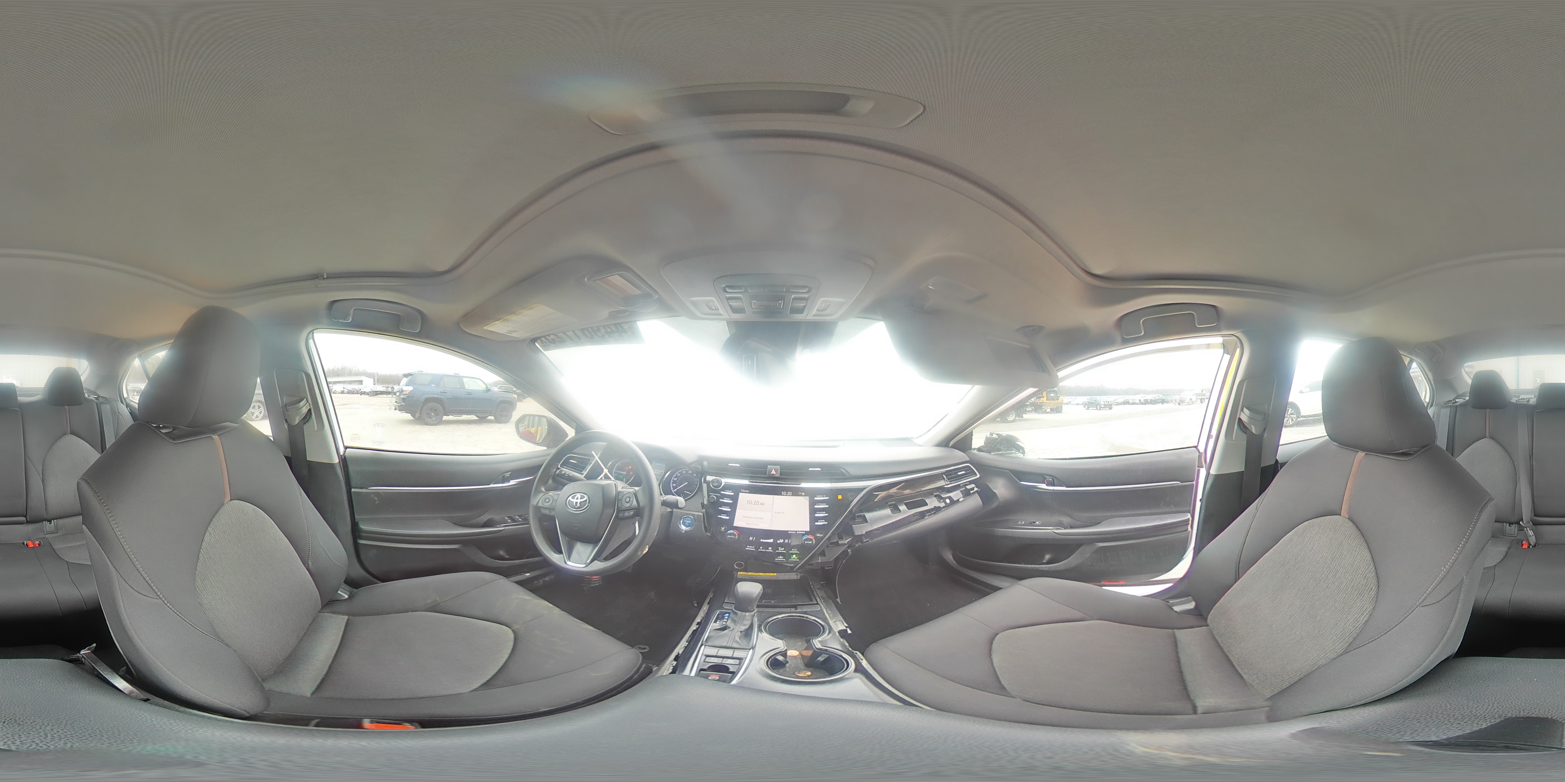 2020 Toyota Camry - Image 15