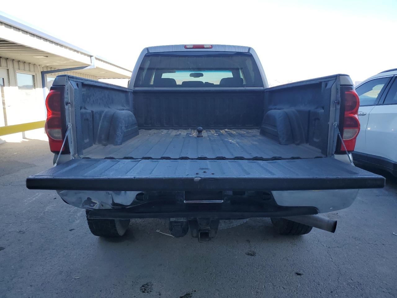 2007 Chevrolet Silverado - Image 6