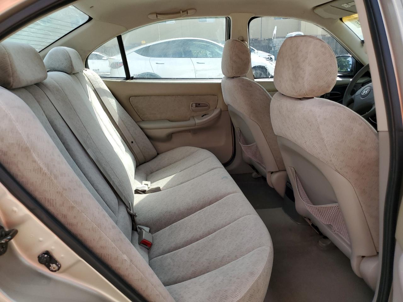 2006 Hyundai Elantra - Image 10
