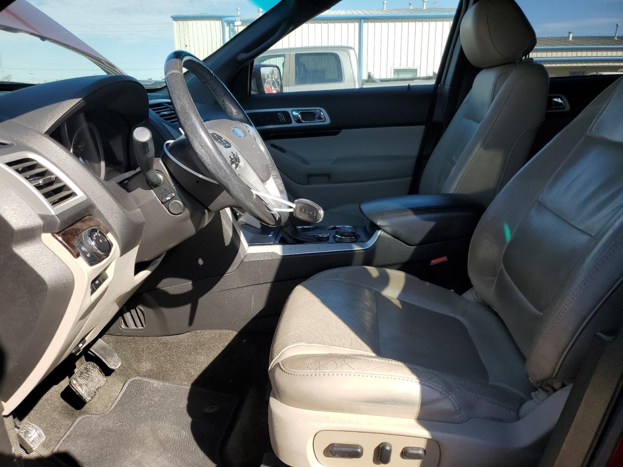 2014 Ford Explorer - Image 7