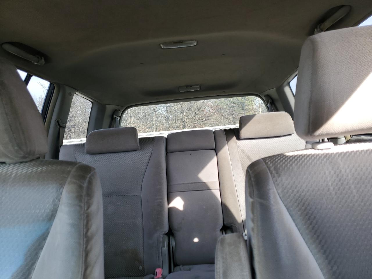 2005 Toyota Highlander - Image 10
