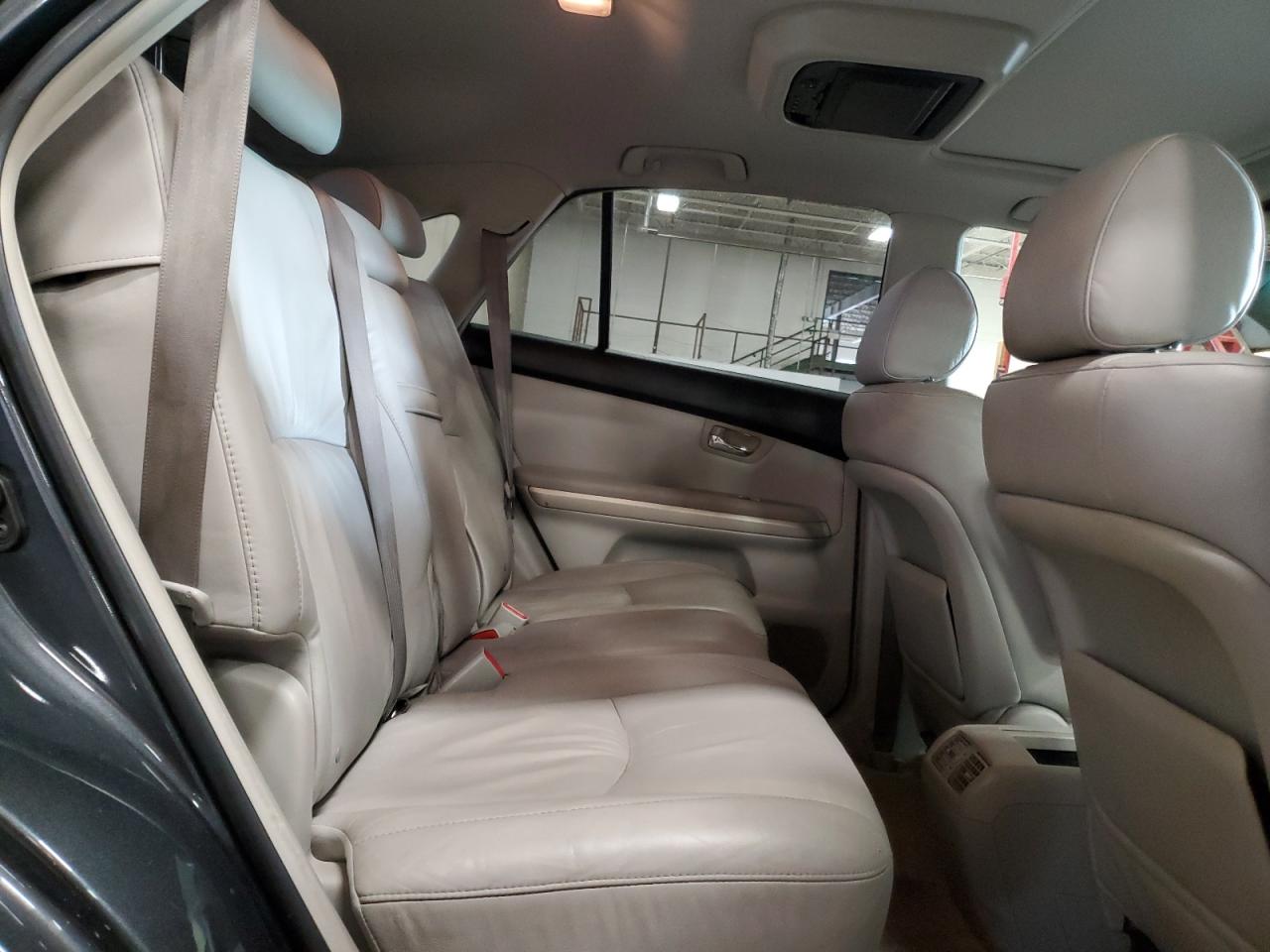 2006 Lexus RX - Image 11