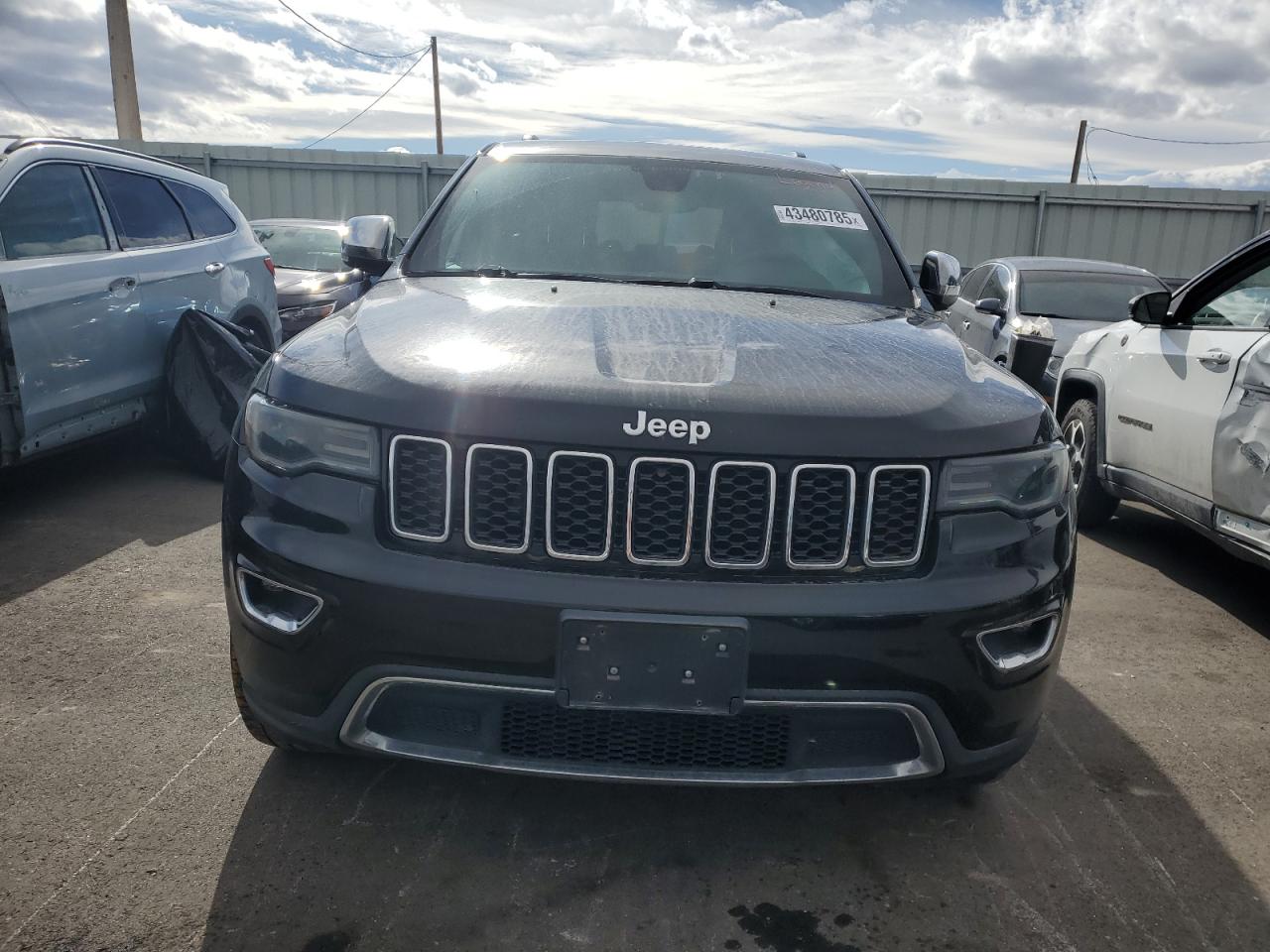 2019 Jeep Grand Cherokee - Image 5