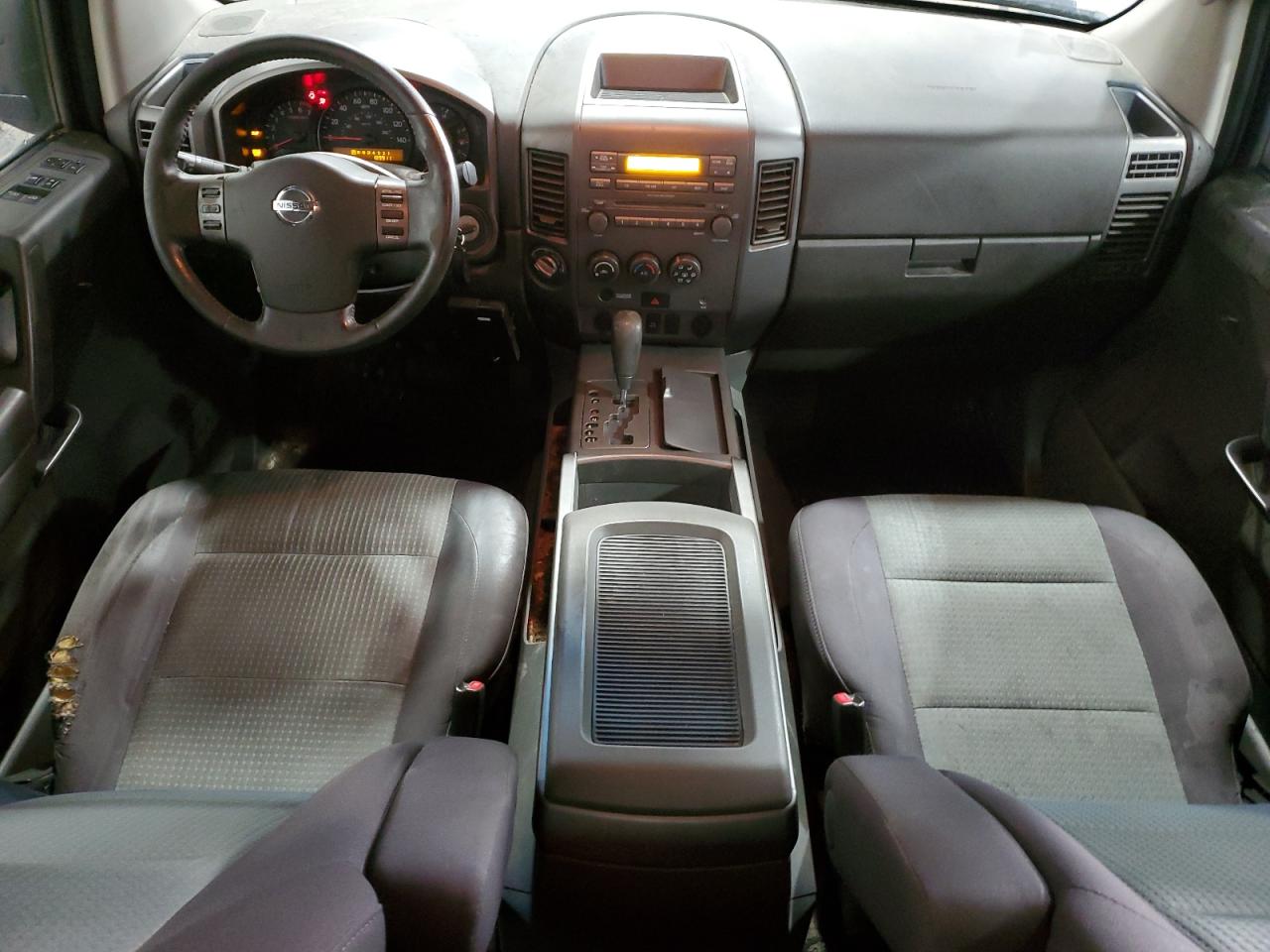 2007 Nissan Titan - Image 8
