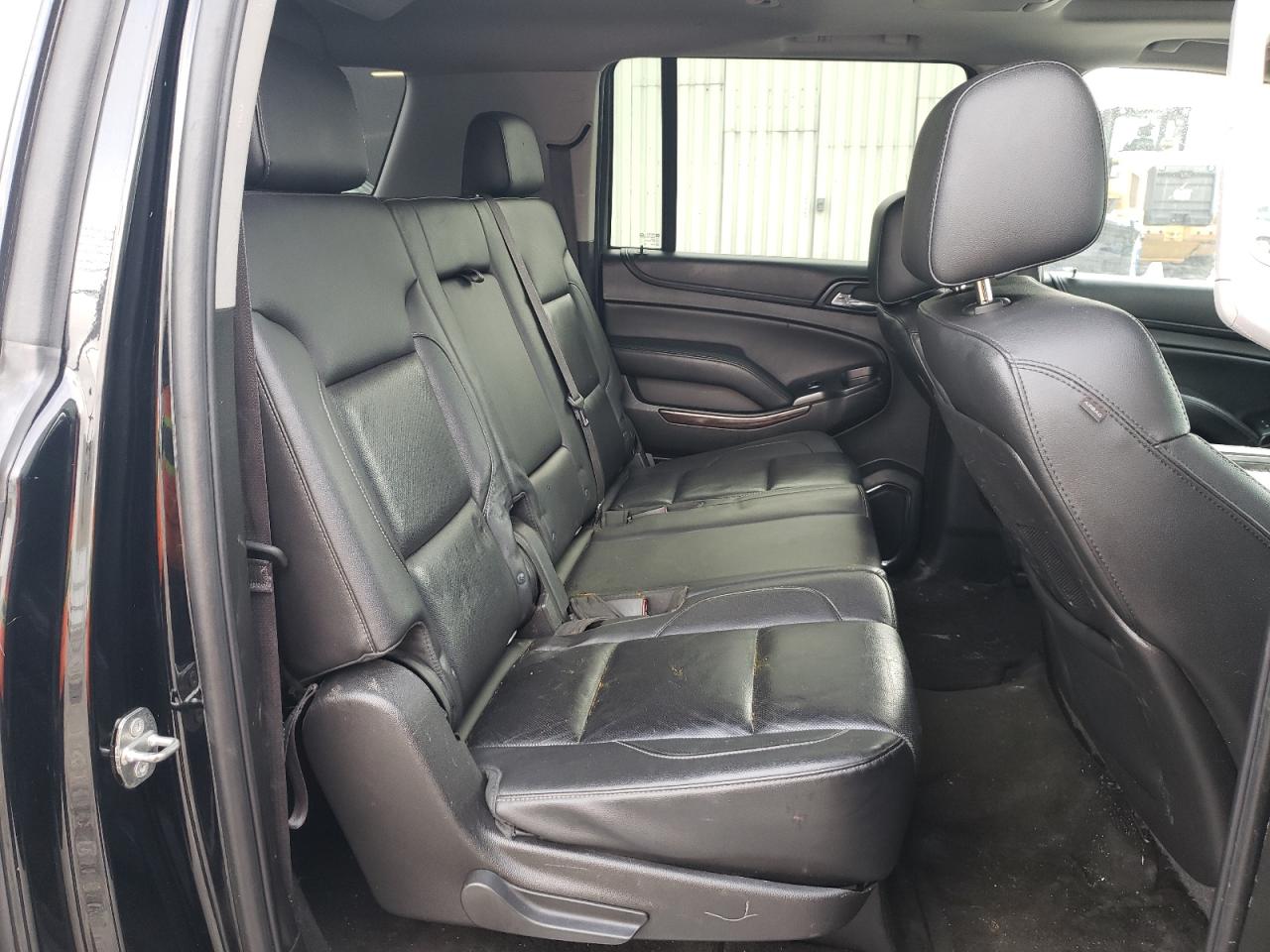 2015 GMC Yukon - Image 11