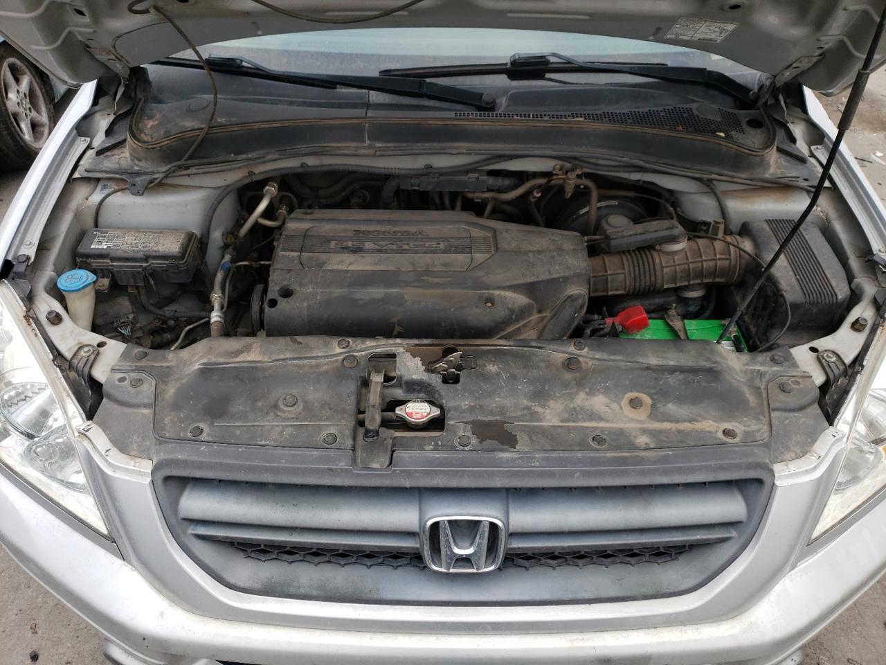 2004 Honda Pilot - Image 12