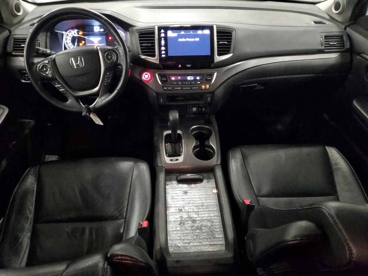 2018 Honda Pilot - Image 8