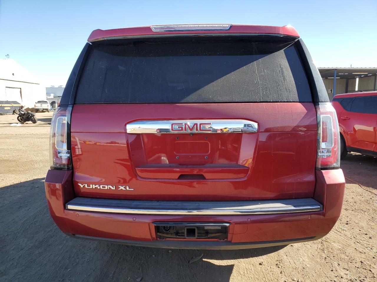 2015 GMC Yukon - Image 6