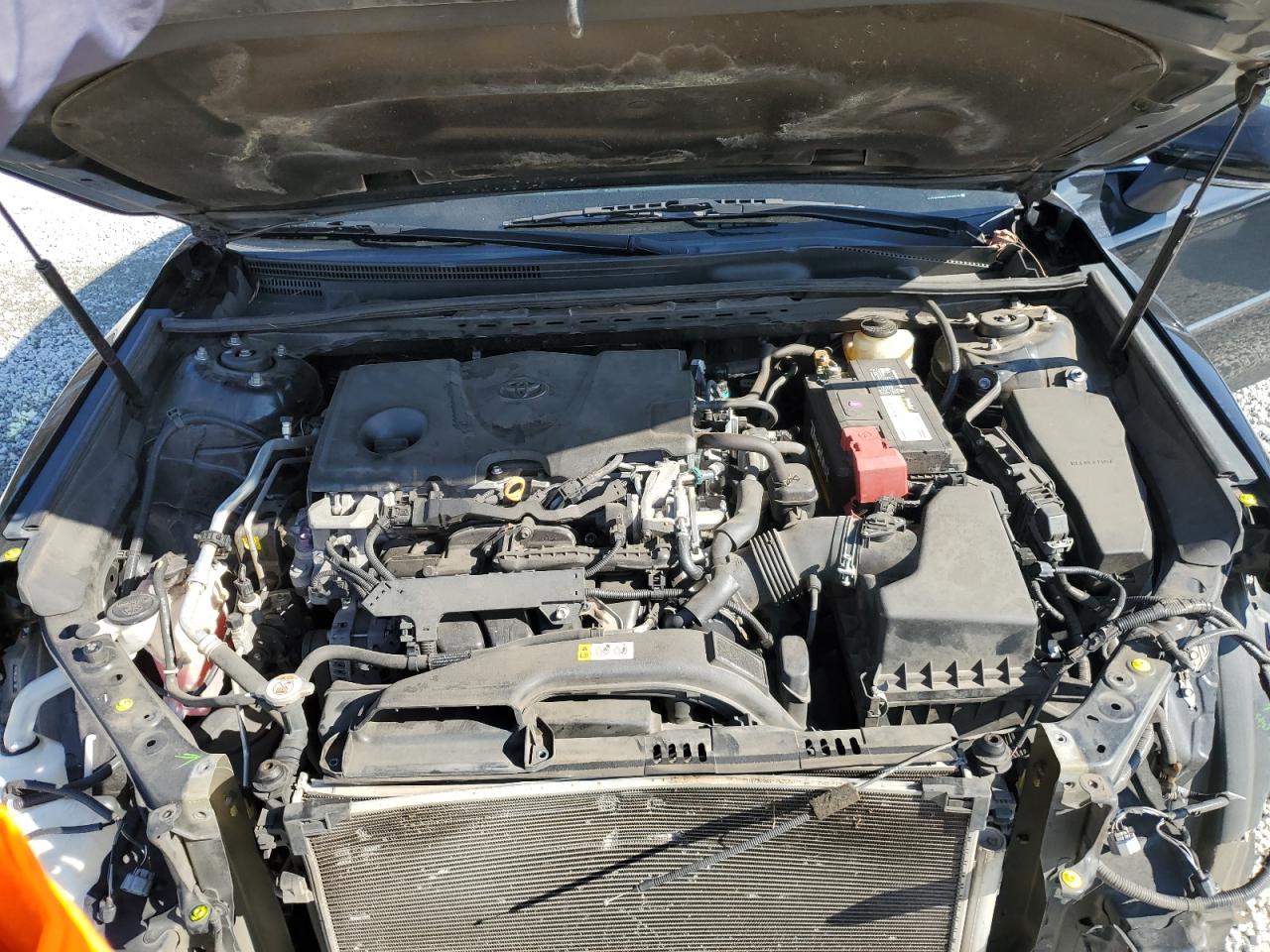 2018 Toyota Camry - Image 11