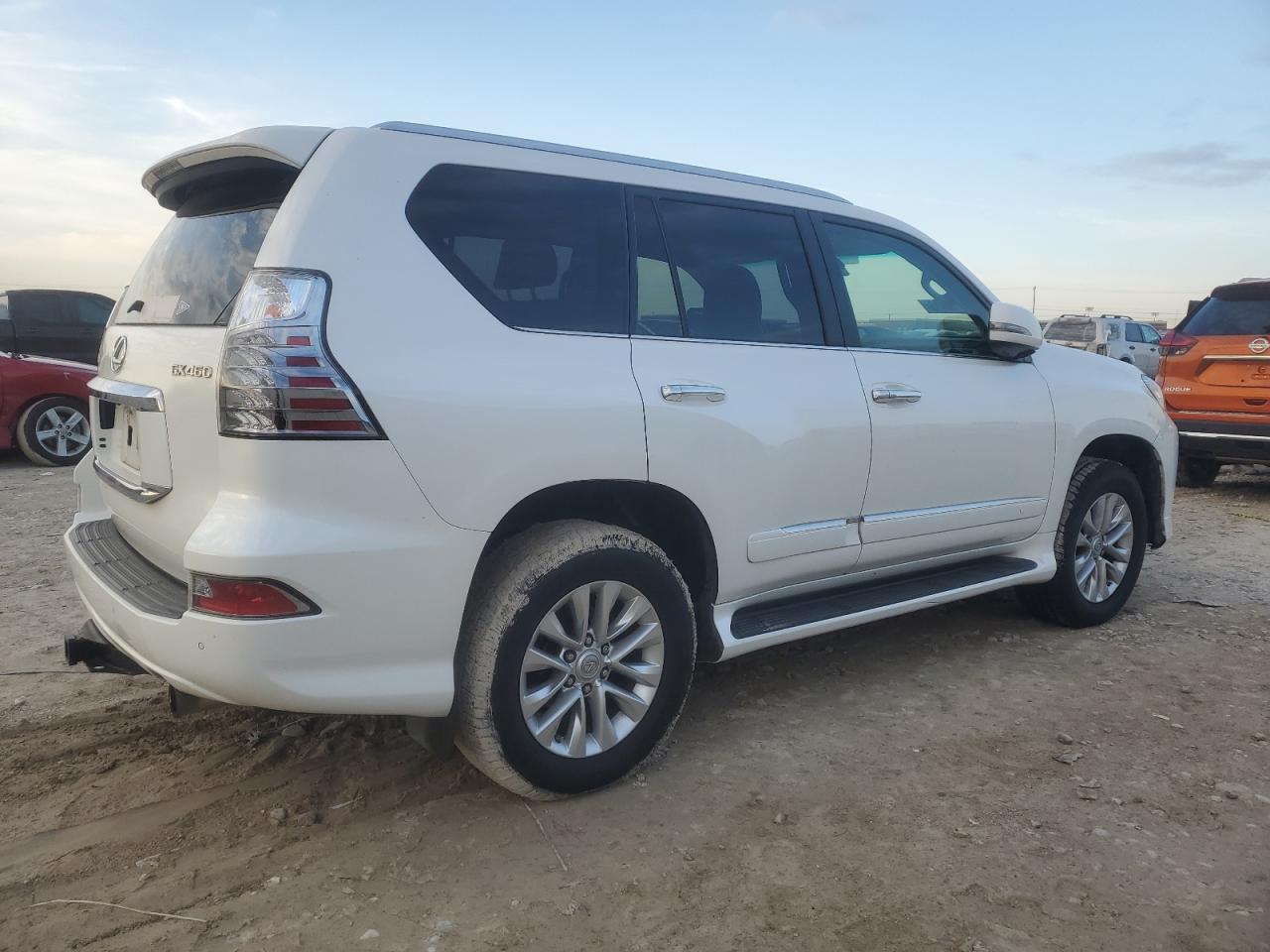2015 Lexus GX - Image 3