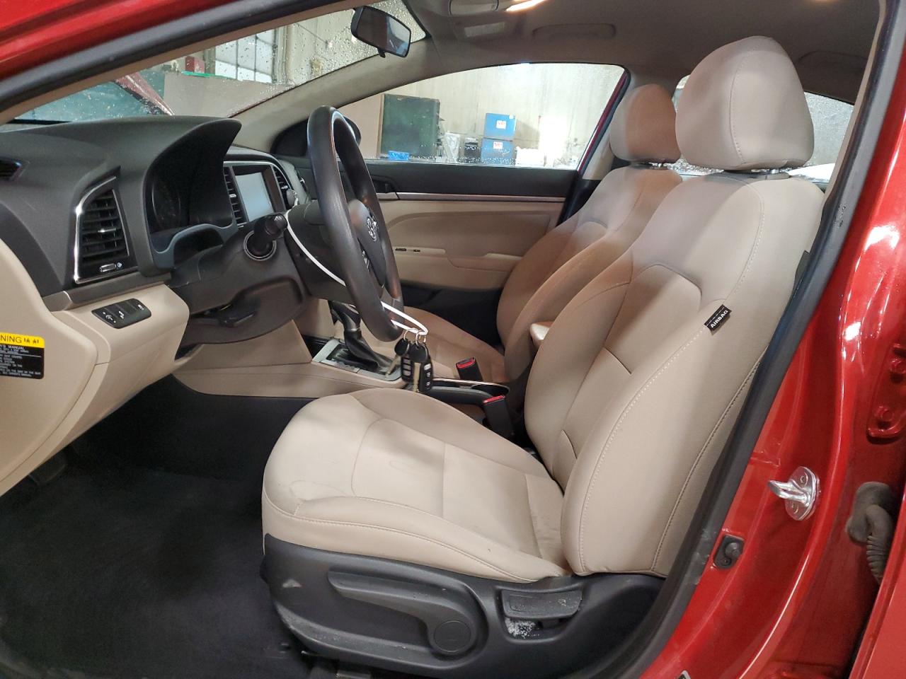 2018 Hyundai Elantra - Image 7