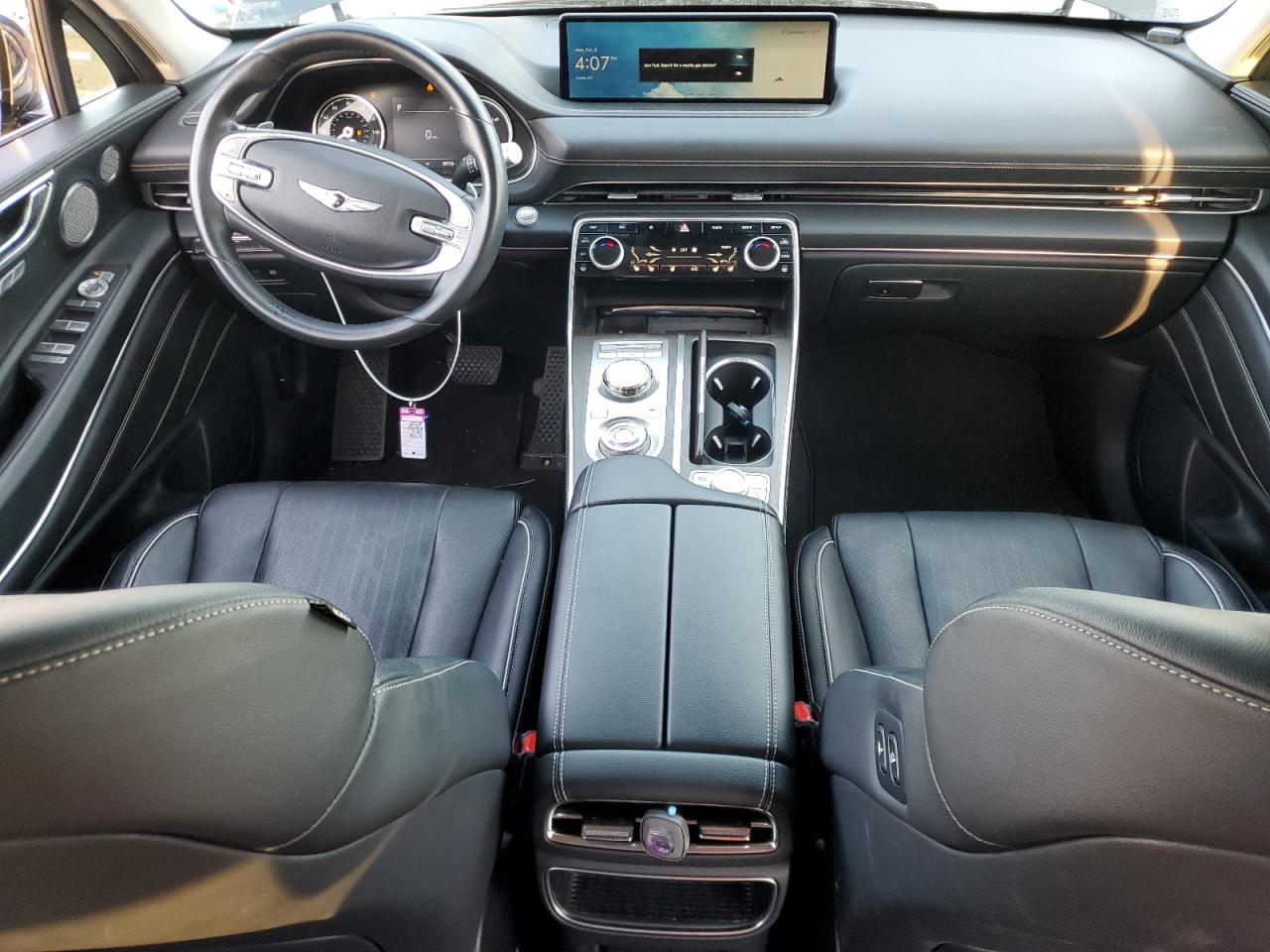 2023 Genesis GV80 - Image 8