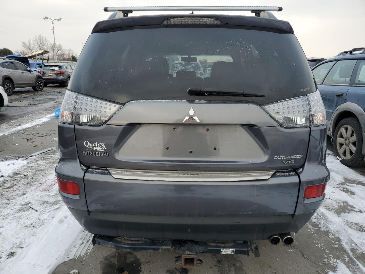 2010 Mitsubishi Outlander - Image 6