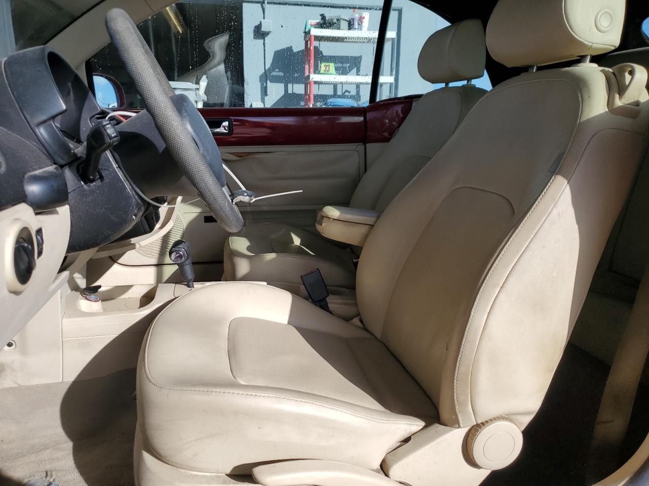 2006 Volkswagen New Beetle Convertible Option Package 1 VIN: 3VWRF31Y86M332914 Lot: 45090525